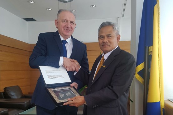 Predsjedavajući Doma naroda Bariša Čolak primio u oproštajnu posjetu ambasadora Malezije u Bosni i Hercegovini